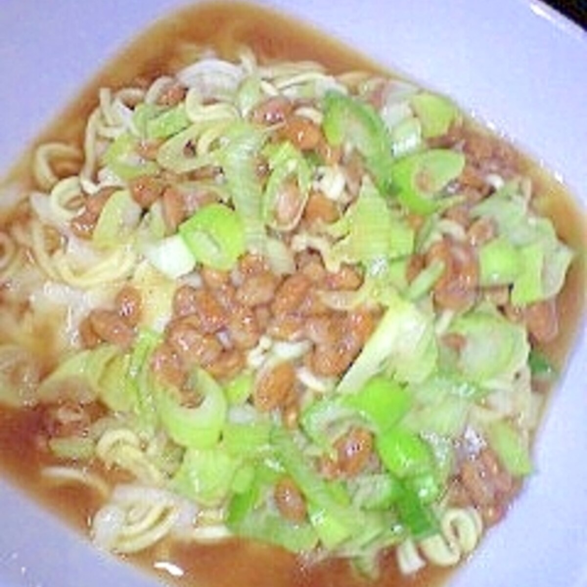納豆チーズ醤油ラーメン インスタントラーメン レシピ 作り方 By にゃんこすけ321 楽天レシピ